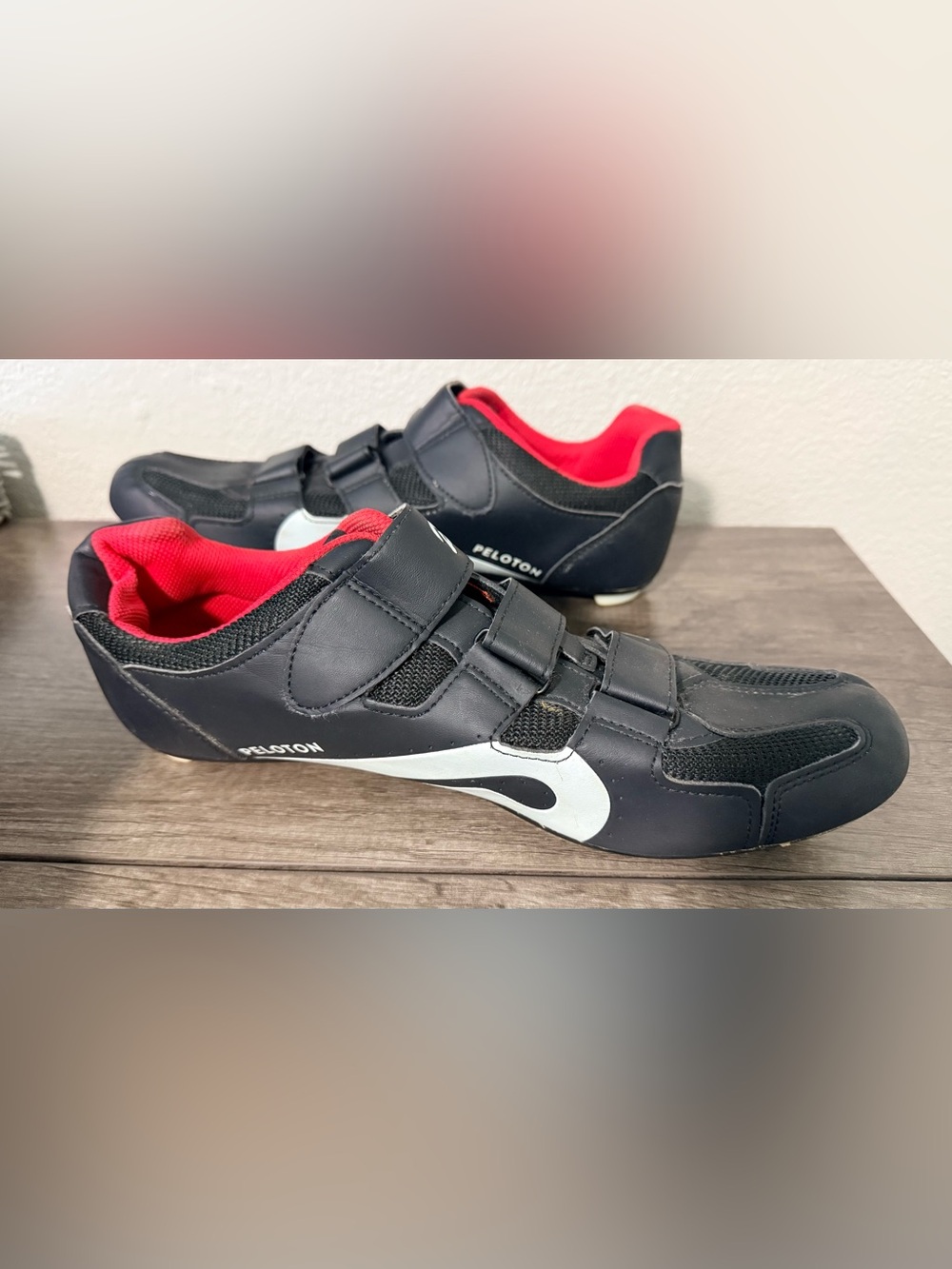 Peloton Black and Red Cycling Shoes Size 47